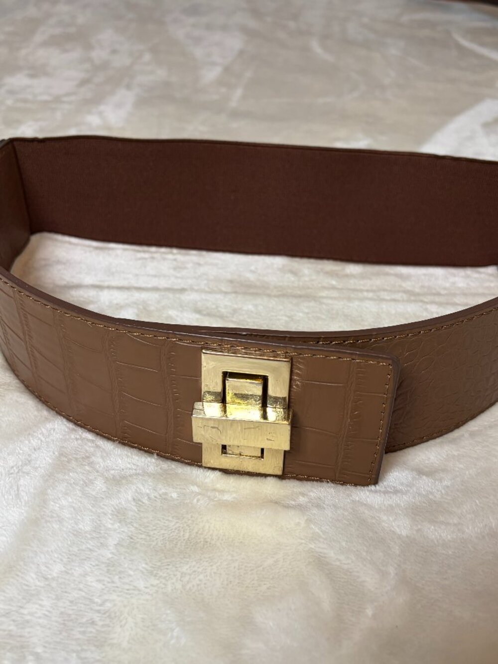 90s Cognac Croc Embossed Faux Leather Wide Elastic Belt Gold Turn Lock Size SM